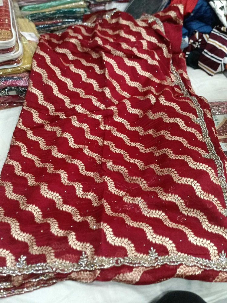 Maroon Leaf Pattern Saree