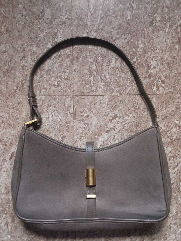 H&amp;M Twill Shoulder Bag