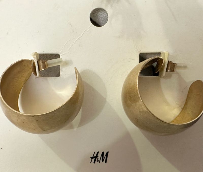 H&amp;M Wide Gold-Tone Hoop Earrings
