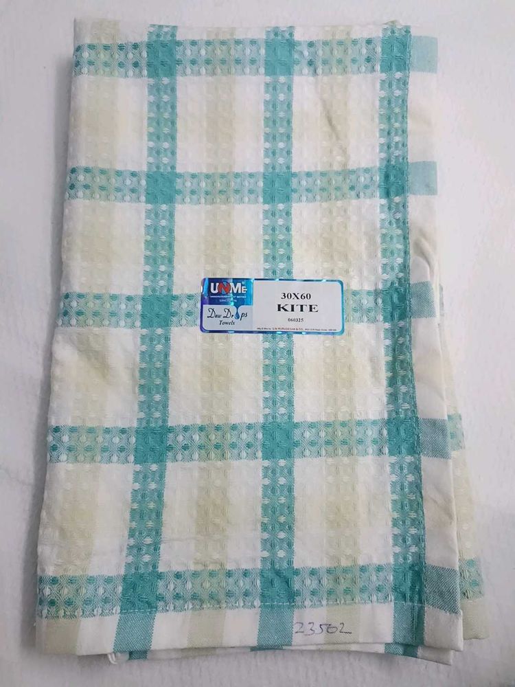 Vintage Plaid Bath Towel
