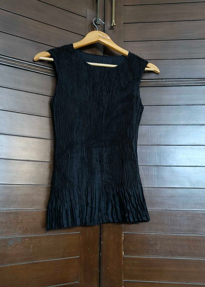 Women Black Pleated Casual Top