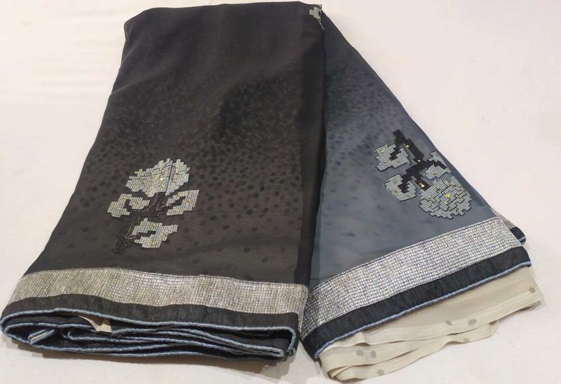 New Saree On Sale 💃💥