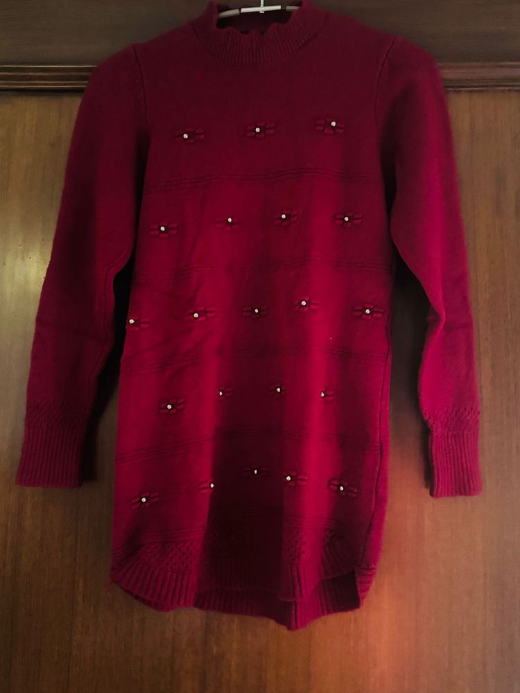 A Top, Size Small (S) Casual Wear.