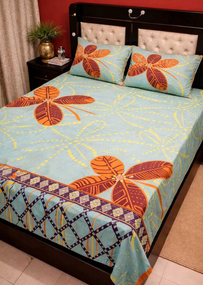Weaves Floral Double Bed Sheet With Covers