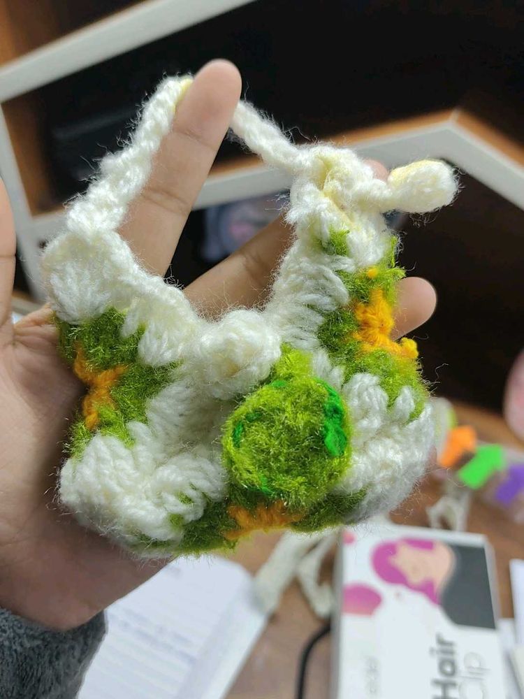 Mini handsize Crochet Handbag 🌿