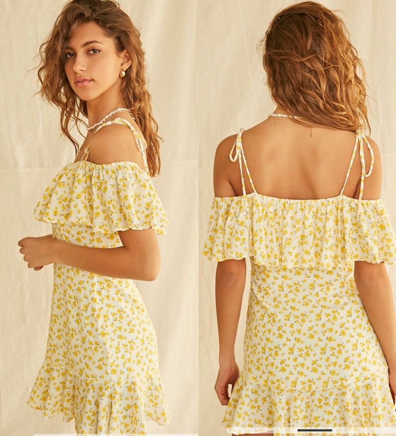 FOREVER 21 Floral Off-the-Shoulder Dress