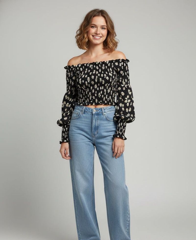 Jennyfer “Don’t Call Me” Floral Ruched Crop Top