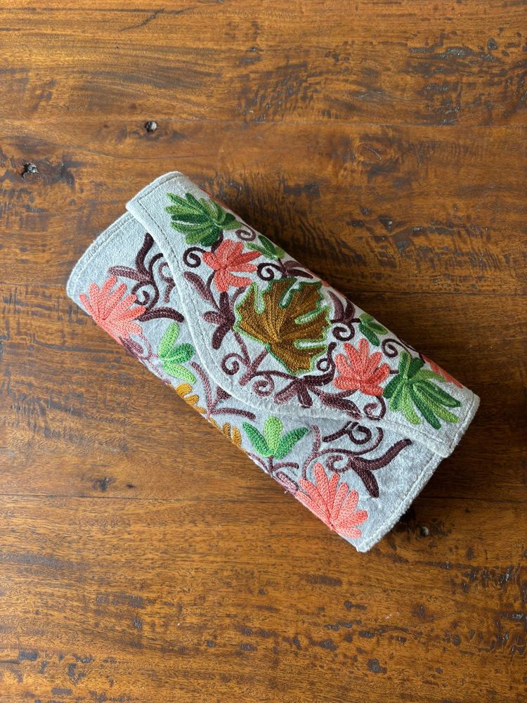 Kashmiri Floral Embroidered Clutch