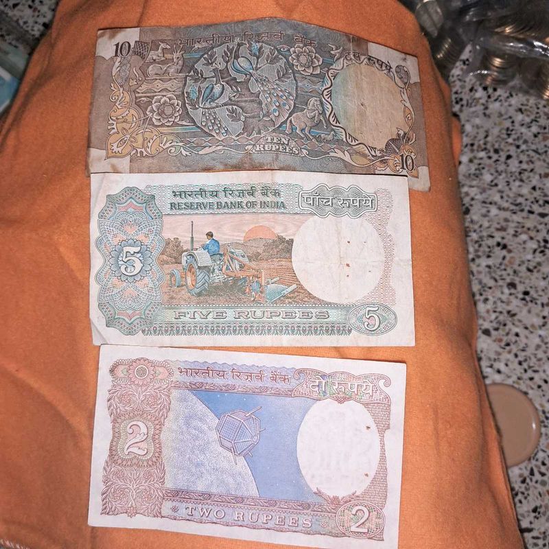 3 Vintage INDIAN Rupee Notes