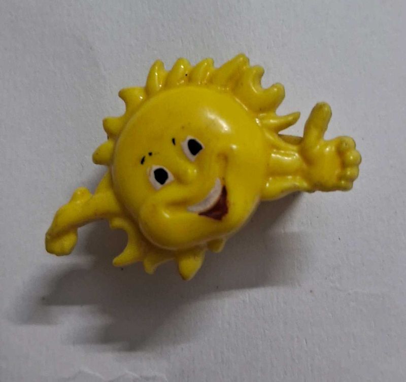 Vintage Sunfeast Showpiece