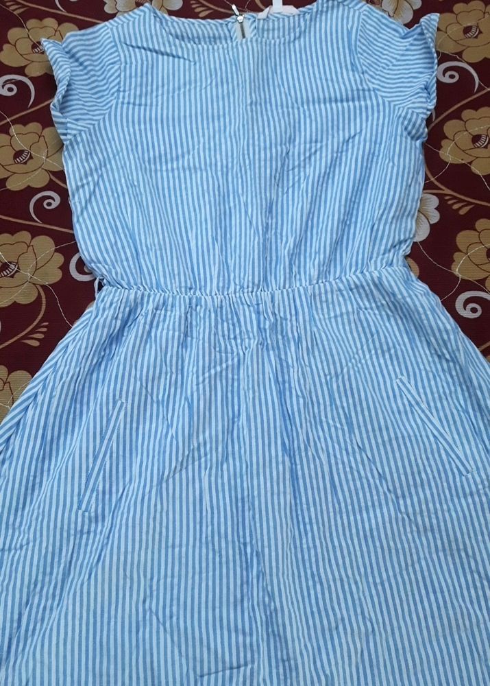 An Unused Mast And Harbour Peplum Striped Dress