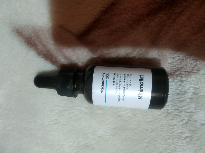 Minimalist Niacinamide Serum