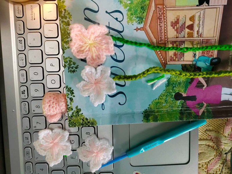 crochet flower bookmark