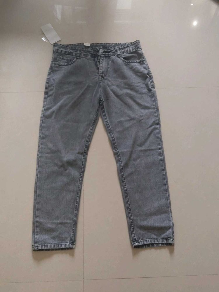 H&amp;M Light Grey Jeans 32 Size