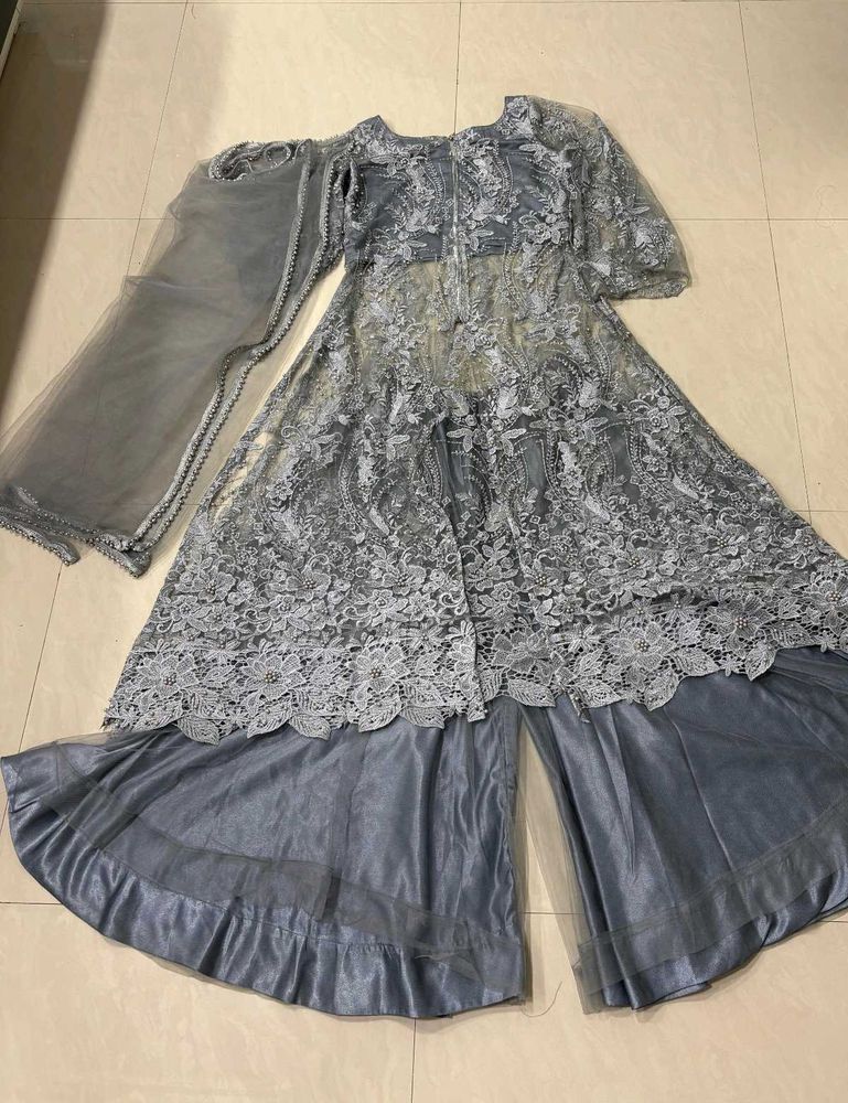 Grey Embroidered Kurta Set With Plazzo