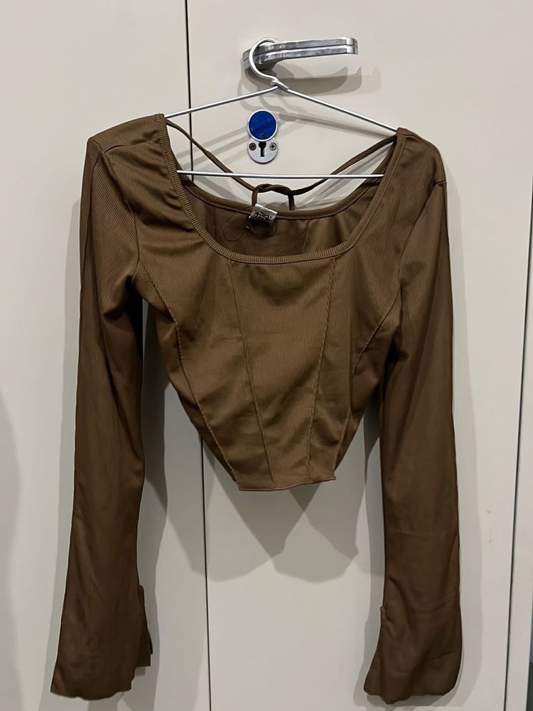 eyebogler crop top