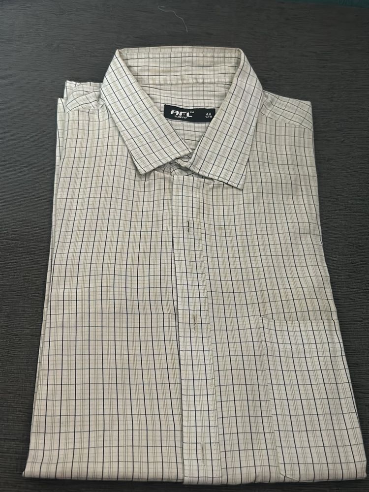 Checks Cotton White Shirt For Men