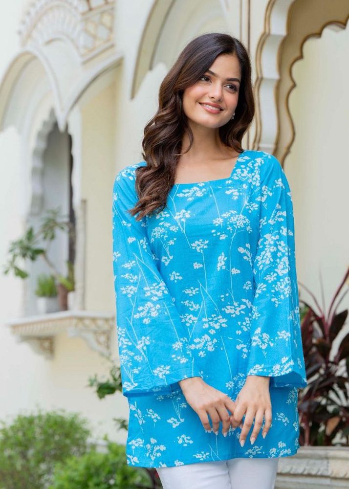 Floral Print Blue Tunic Top