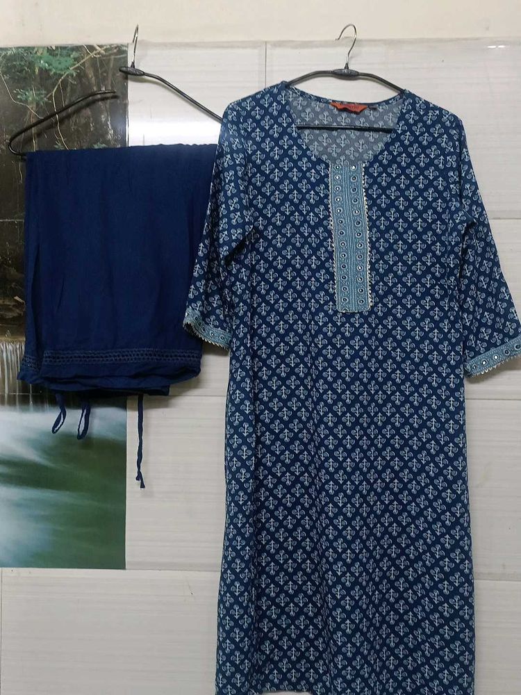Rangriti kurta set.