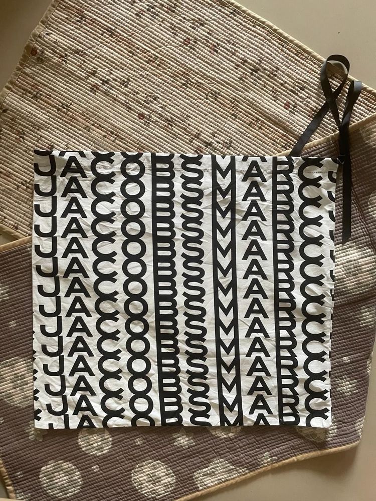 Marc Jacob’s dustbag