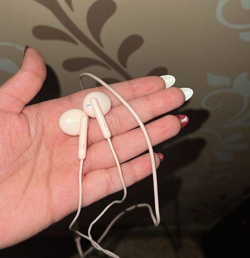 Miniso Wired Earphones