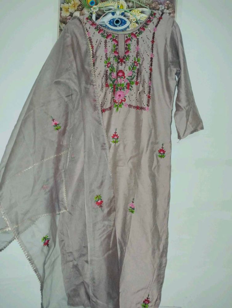 Raw Silk  Handwork Kurti With Dupatta