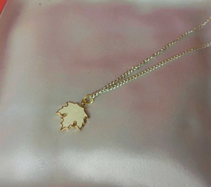 Maple Leaf Pendant Necklace