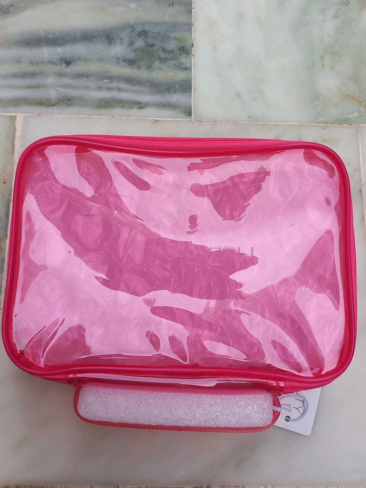 Huda Beauty Pink Venity