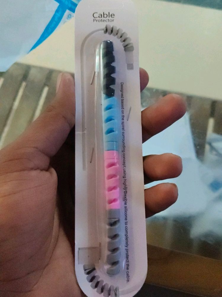 Mobile Cable Protector 4