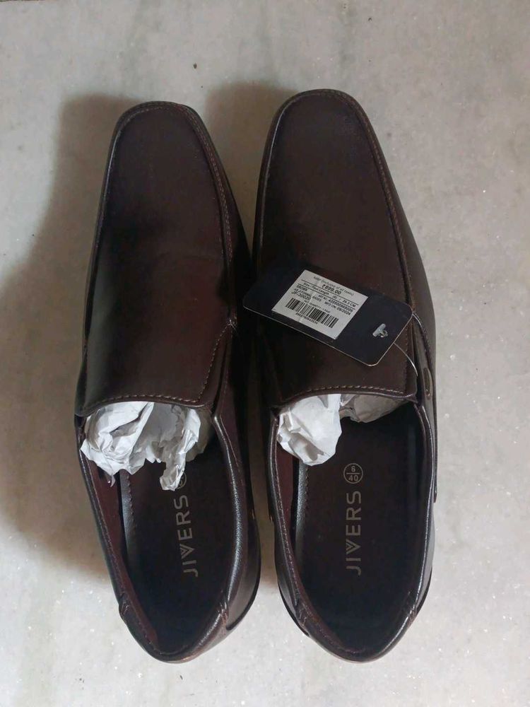 Mens Formal New Shoes (UK6)