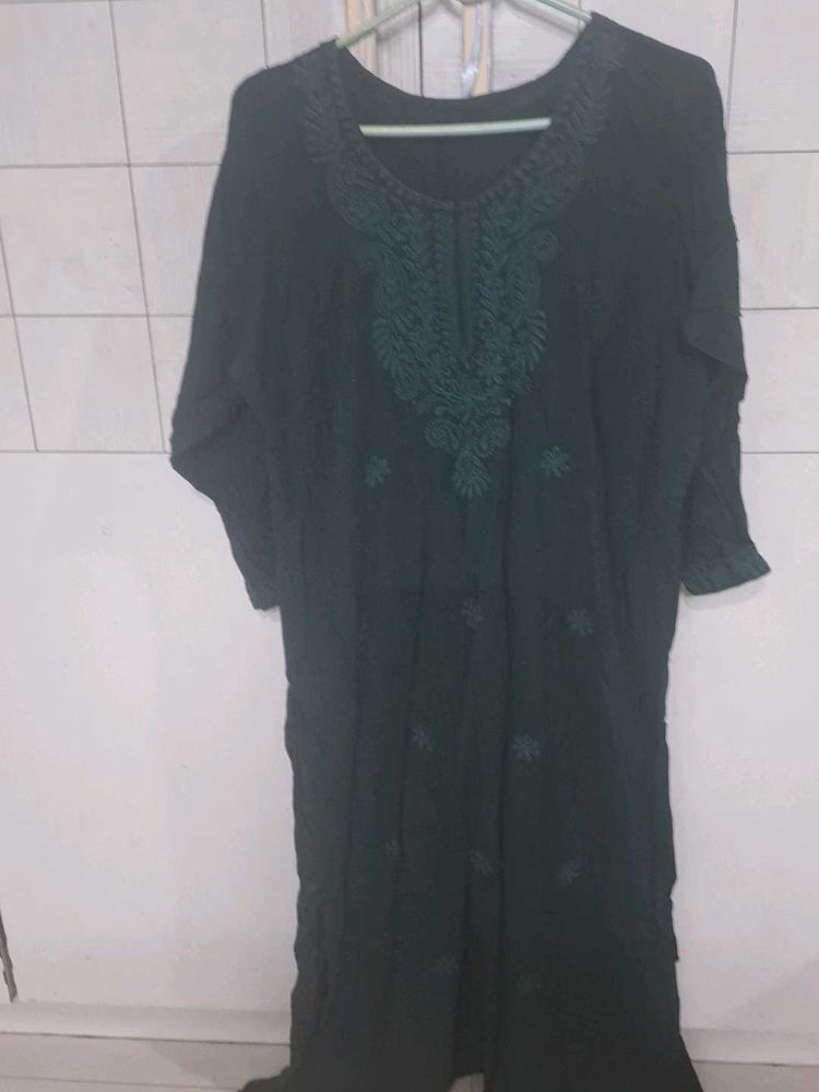 Elegant Embroidered Kurta