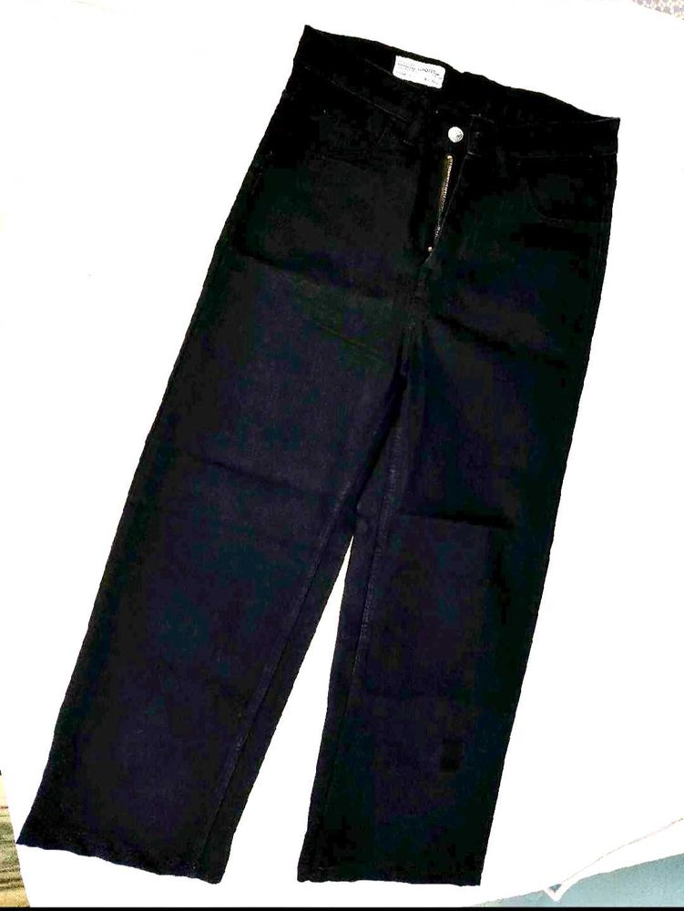 Black Straight Fit Jeans Unused