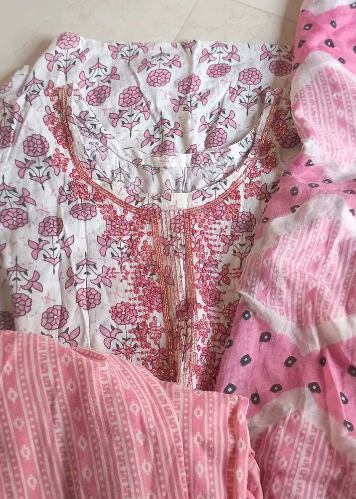 Pink Printed Kurta Set