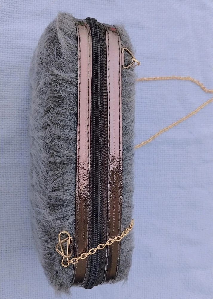 Beautiful Furr Hand Sling  Bag 🛍️
