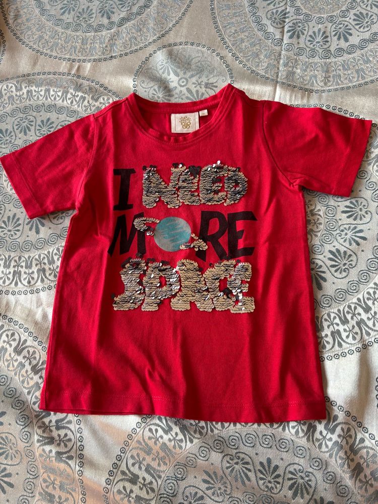 Red sequence T-Shirt