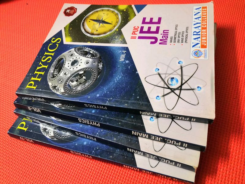 JEE MAINS PHYSICS (VOL-1,2,3, 4)CLASS 12TH