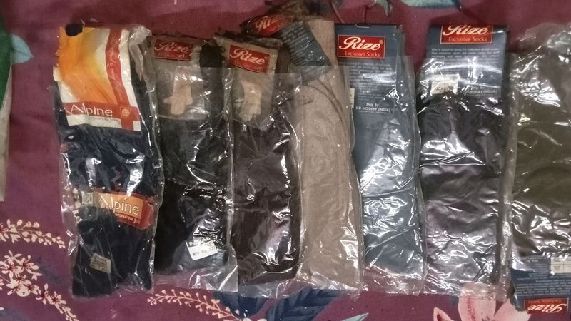 Unused 12 Piece Shock