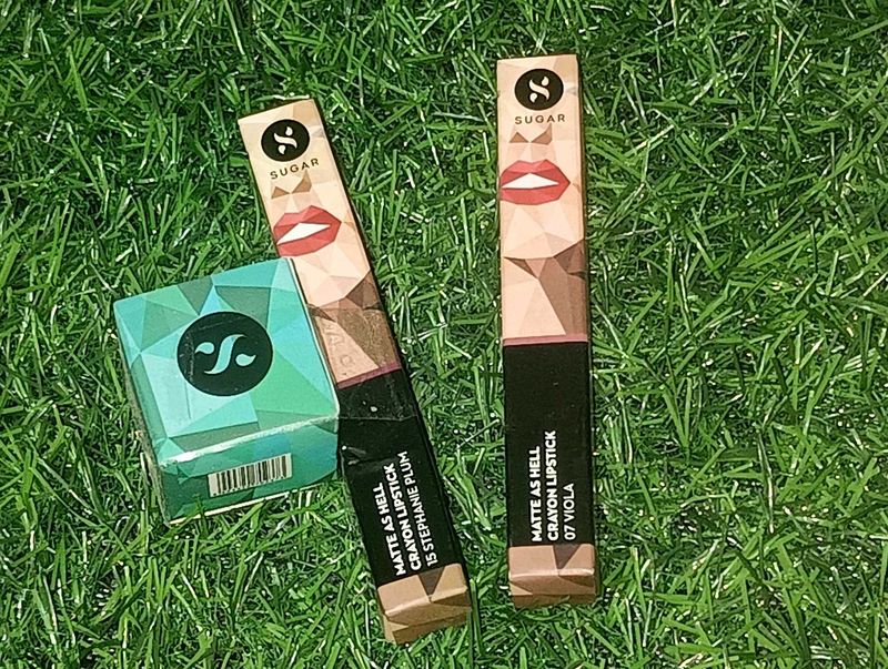Two Sugar Matte As Hell Crayon Lipstick &amp;1sharpner