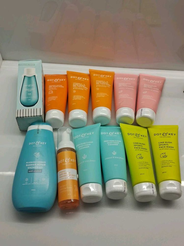 Combo Of Face Wash, Body Wash And Toner