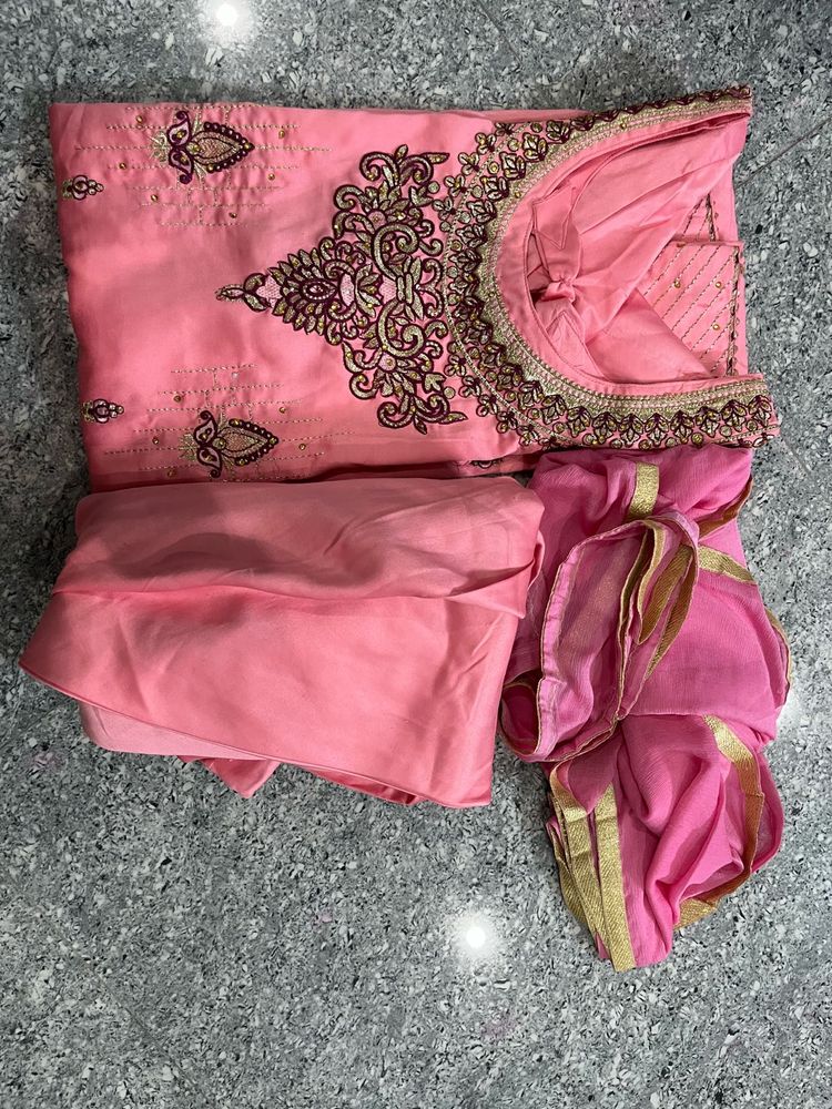 Kurte Dupatta With Patiyala