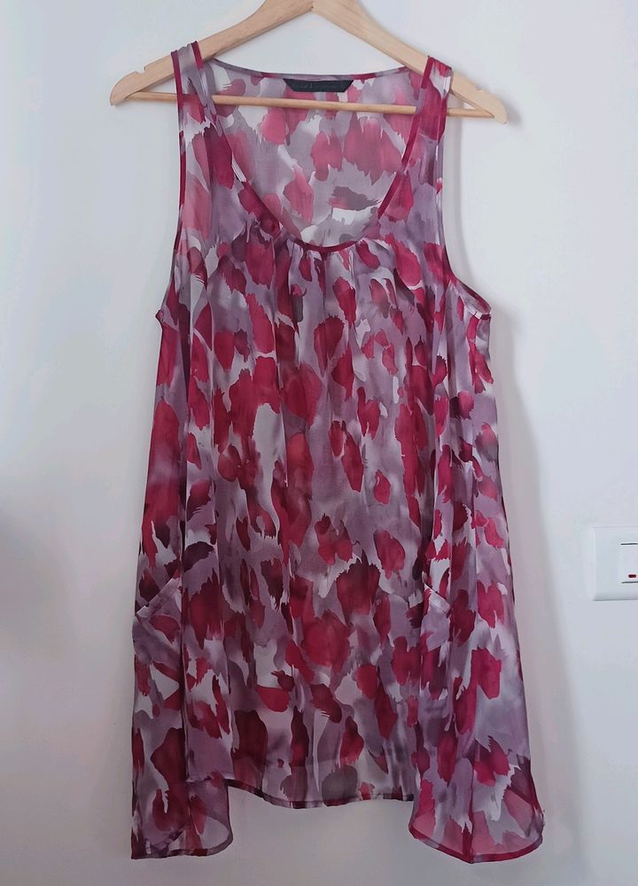 Floral Print Sleeveless Top