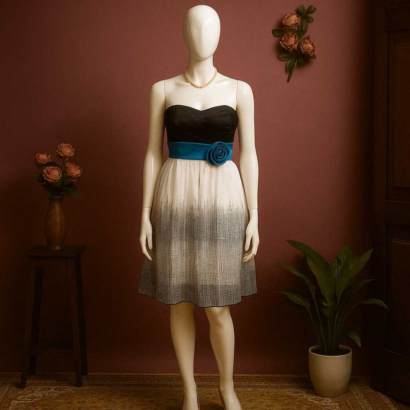 🩵🥀Elegant Strapless Dress