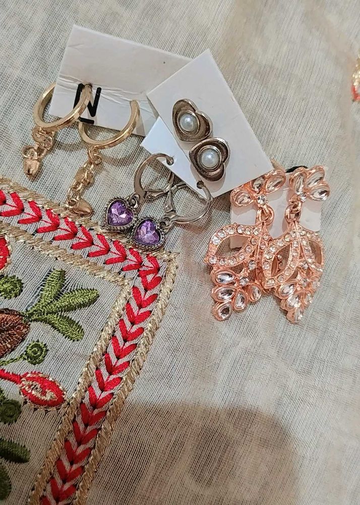 Earrings Set