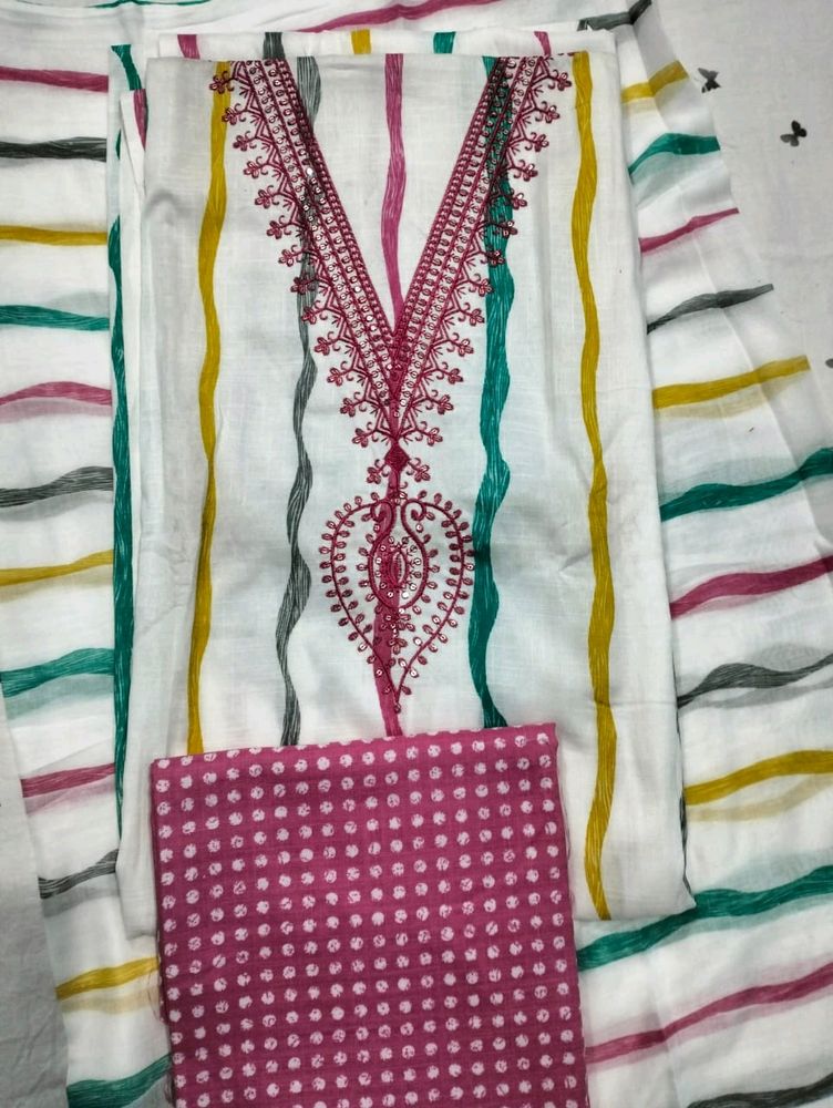 TRENDY V NECK EMBROIDERED UNSTITCHED SUIT