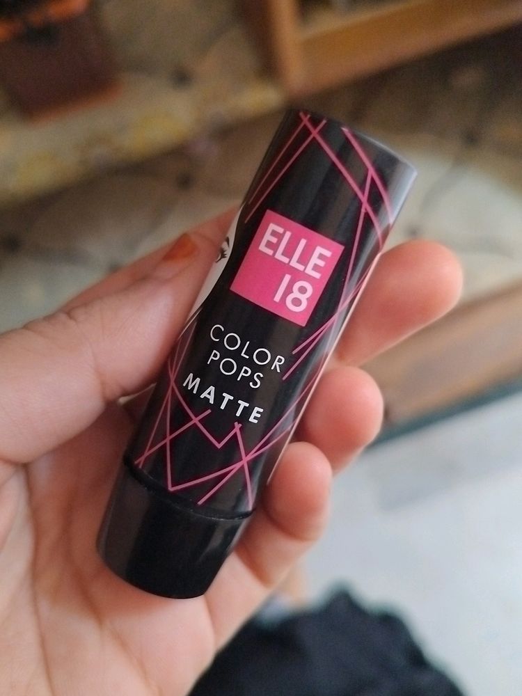Elle 18 Lipstick