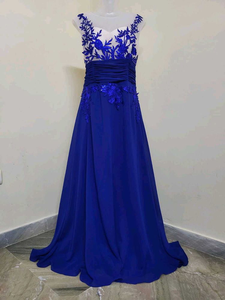 Elegant Blue Evening Gown