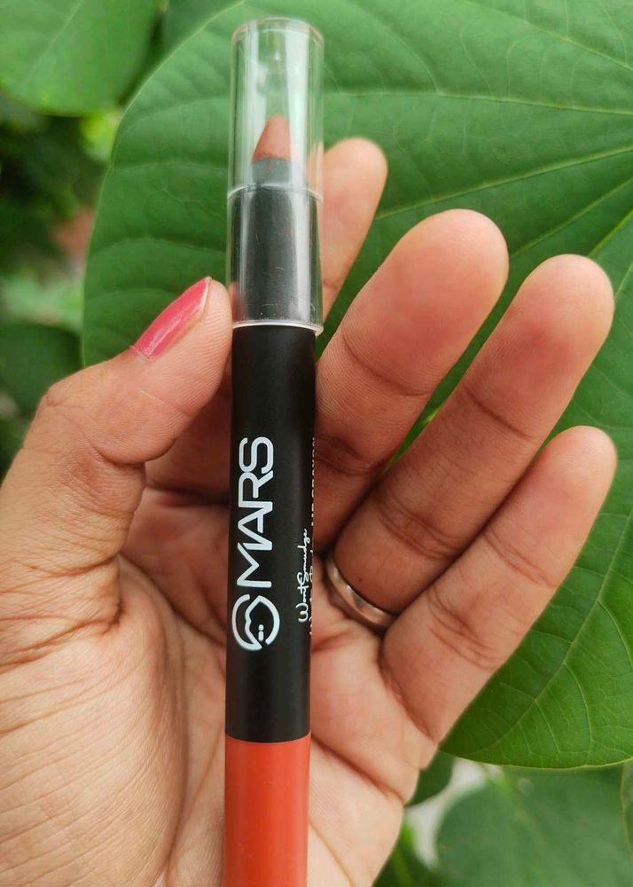 Mars Matte Lipstick Crayon- Berry Brave🤎🤎
