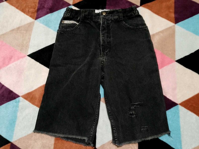 Distressed Denim Jorts