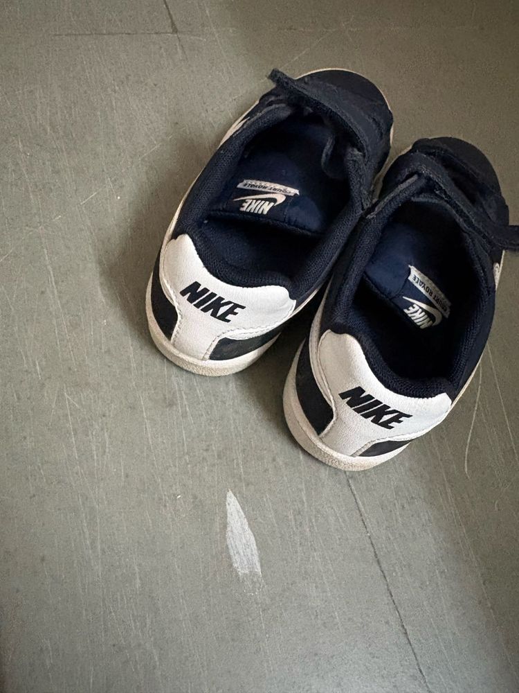 Nike Original Shoes For Boys Of 4 To 6 Years Old