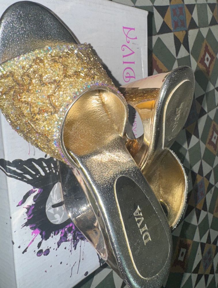 Glamorous Gold Diva Heels